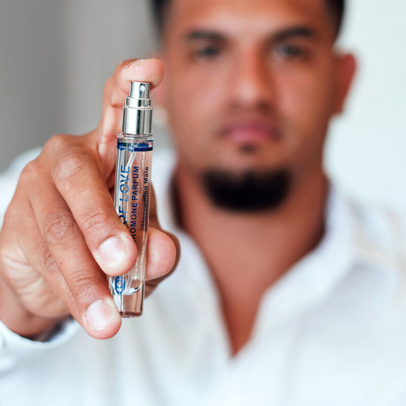 EYE OF LOVE EOL Profumo ai Feromoni 10 ML – Spray Inodore per Aumentare l'Attrattiva Personale