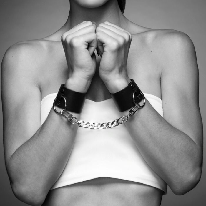 Comprar BIJOUX INDISCRETS MAZE Negro – Accesorios De Bondage Con Diseño Elegante Y Funcionalidad Ideal-Noxtic