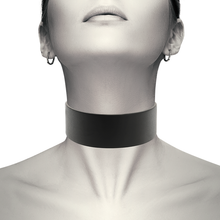 Coquette Chic Desire Choker Negro – Collar Ajustable De Cuero Vegano Para Estilo Moderno