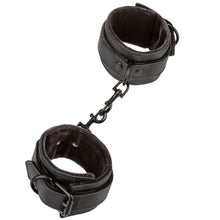 CALEXOTICS Boundless Ankle Cuffs – Esposas Tobilleras Elegantes Para Exploración Con Estilo