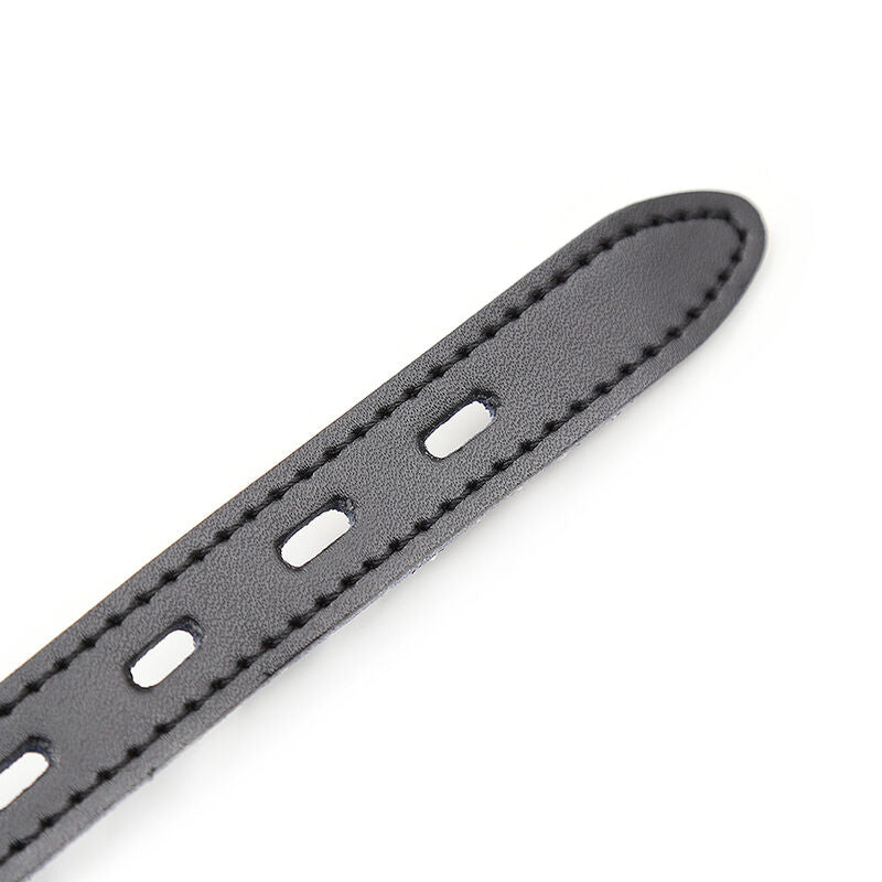 Bavaglio in silicone OHMAMA FETISH con cinturino in pelle – Design confortevole per il piacere sensoriale