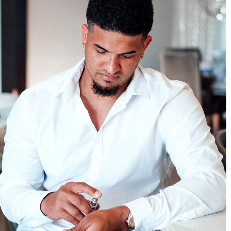 Profumo ai feromoni EYE OF LOVE 10 ml – Fragranza attraente per aumentare la fiducia in se stessi