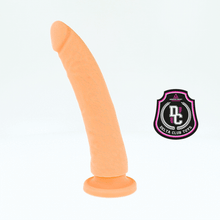 DELTA CLUB Dildo Realistico in Silicone Medico Naturale 20 CM – Esperienza Piacevole con Materiali di Alta Qualità