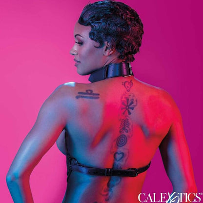 CALEXOTICS Euphoria Chain Neck Harness – Design elegante per l'esplorazione sensuale