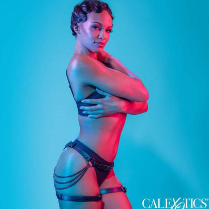 CALEXOTICS Euphoria Chain Thigh Harness – Design elegante per un'esplorazione sicura del piacere