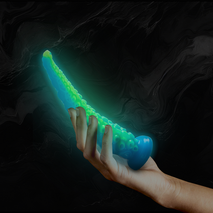 Dildo EPIC Scylla Fluorescent Slim Tentacle - Design unico per esplorare nuove sensazioni