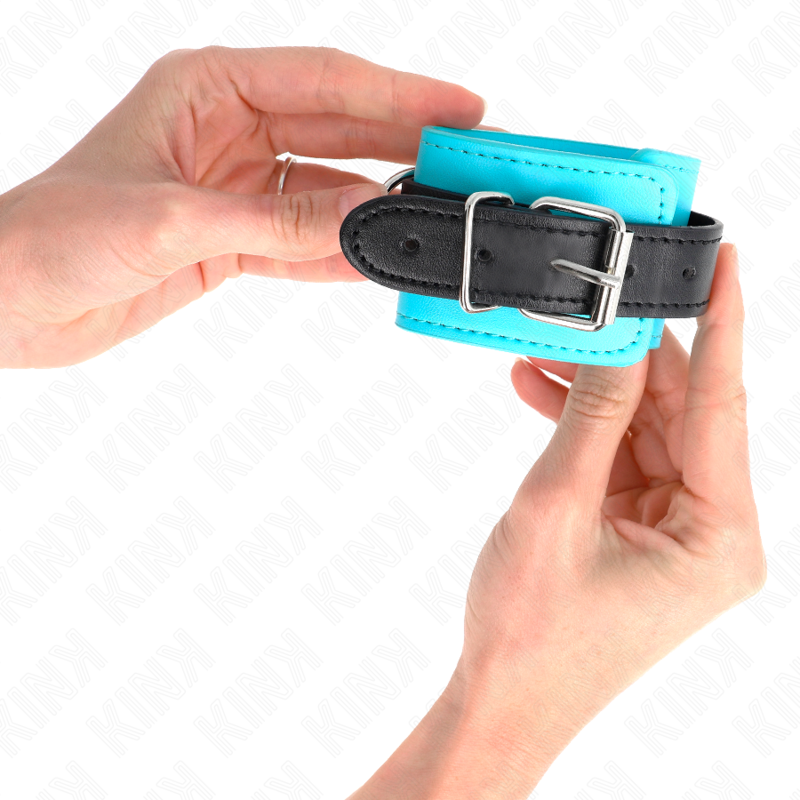 Bambole regolabili KINK con gancio blu: design elegante per comfort e stile nelle esperienze BDSM