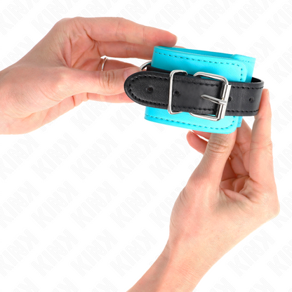 Bambole regolabili KINK con gancio blu: design elegante per comfort e stile nelle esperienze BDSM