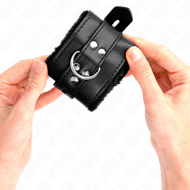 KINK Muñequeras Forradas Con Agujeros Cuadrados – Correa Ajustable De Cuero Para Estilo Y Confort