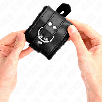 KINK Muñequeras Forradas Con Agujeros Cuadrados – Correa Ajustable De Cuero Para Estilo Y Confort