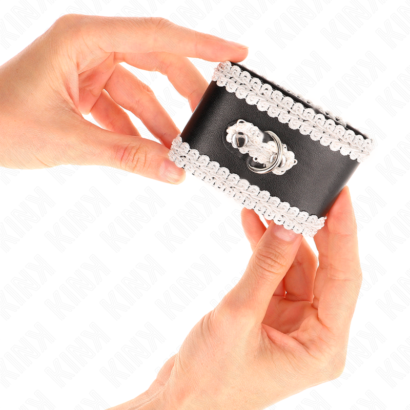 KINK Muñequeras Negras Con Encaje Decorativo Blanco – Diseño Elegante Y Ajustable Para Estilo Sofisticado