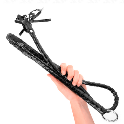KINK Látigo Largo PVC Brillante 138 CM – Diseño Elegante Para Momentos De Intimidad Emocionantes