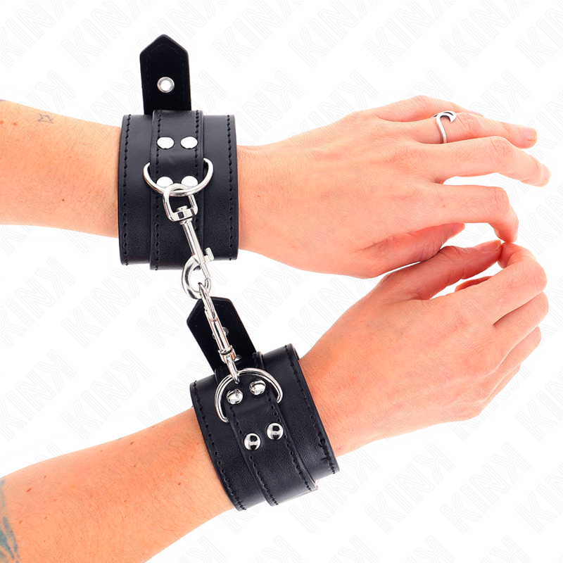 KINK - BLACK STUDDED WRISTBANDS 35 X 6 CM
