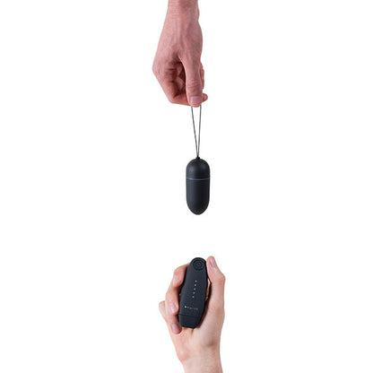 Comprar B SWISH Bnaughty Classic Unleashed Negro – Vibrador Tipo Bala Resistente al Agua con Mando a Distancia-Noxtic