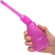 CALEXOTICS Ultimate Douche Pink – Pulizia intima efficace con design innovativo
