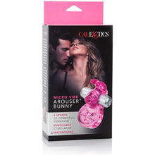CALEXOTICS Micro Vibe Arouser Bunny Pink – Anello vibrante con stimolazione intensa per il piacere condiviso